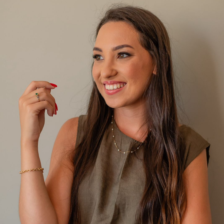 Psicóloga no Parque Una em Pelotas: Atendimento Especializado com Anna Carolina