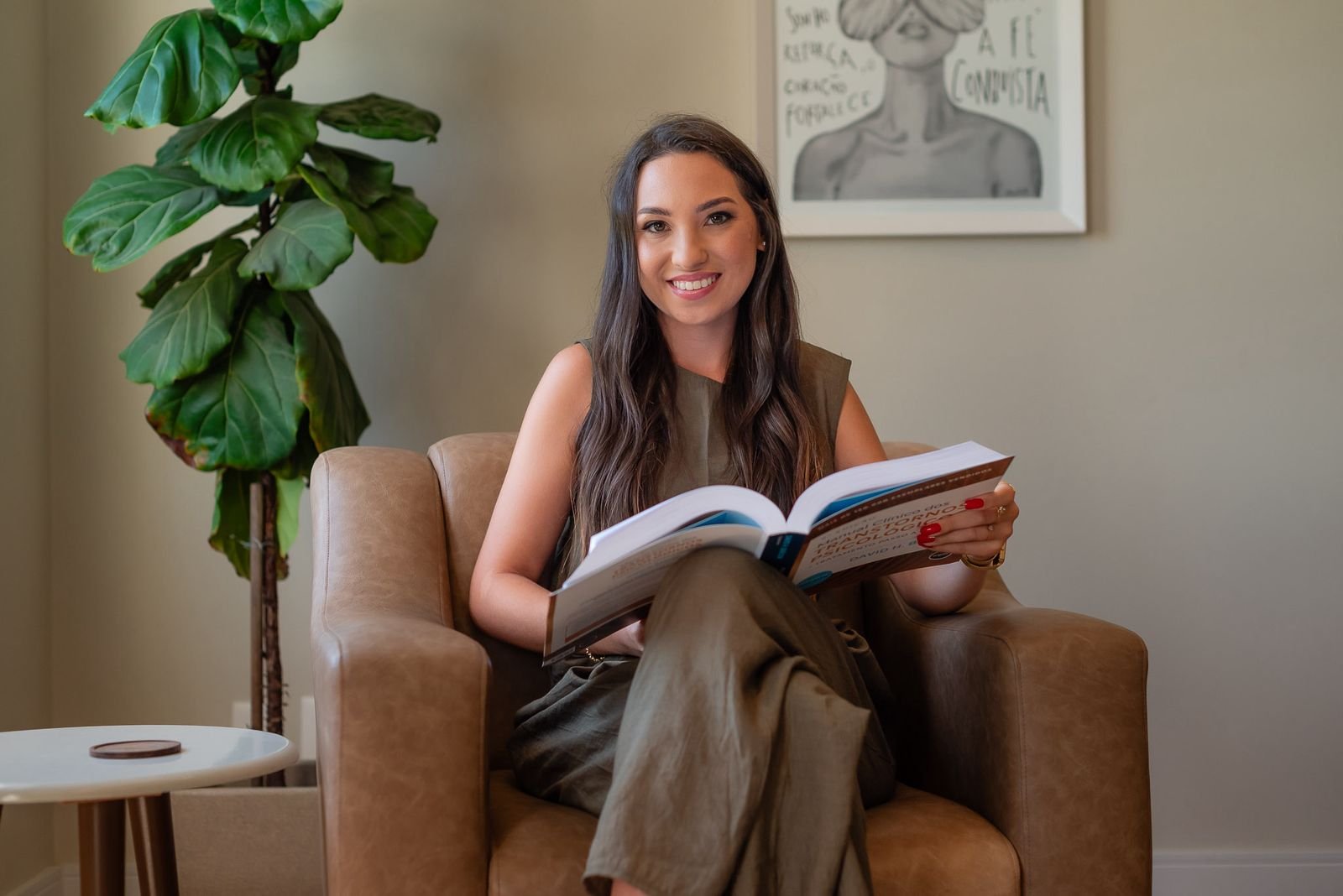 Comer Emocional e Ansiedade: Como a Terapia ajuda a transformar sua relação com a Comida